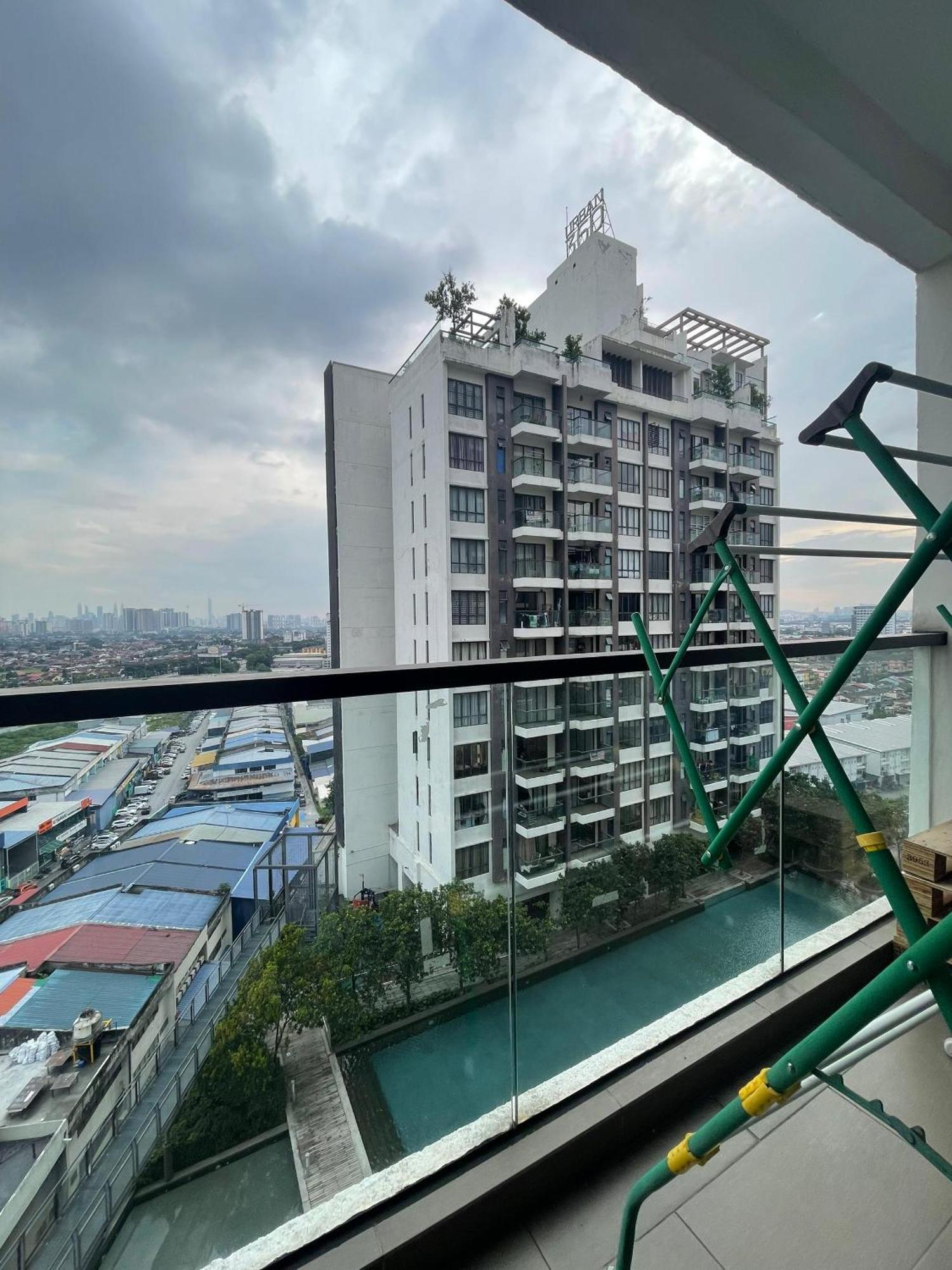 Urban 360 Rara *